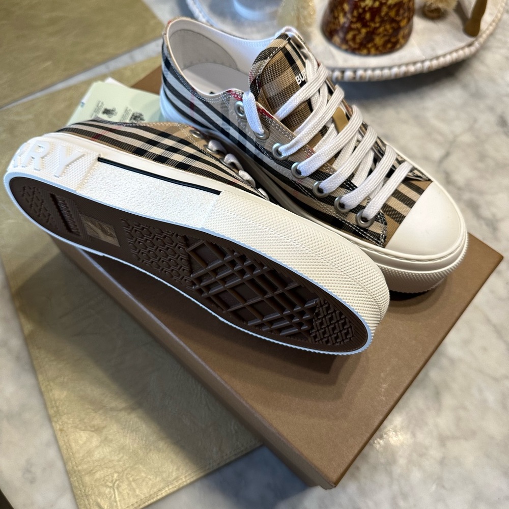 Size Eu 38.5 - Picture 3 of 4